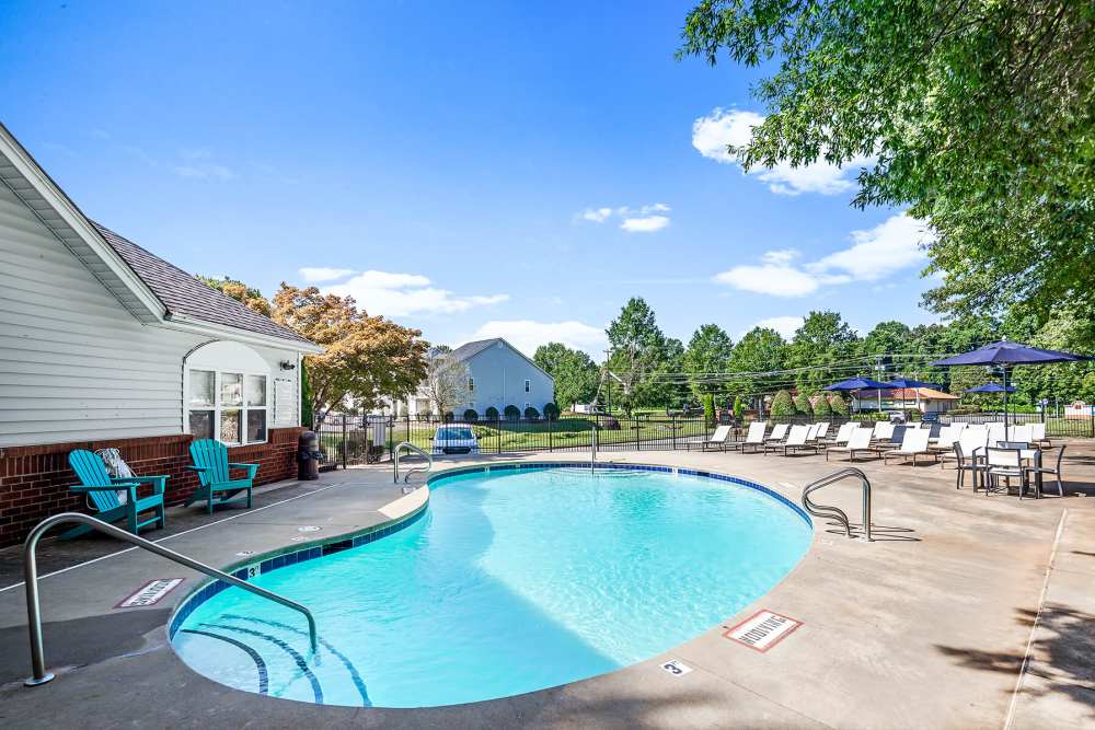 Sparkling swimming pool at Huntersville Commons in Huntersville, North Carolina