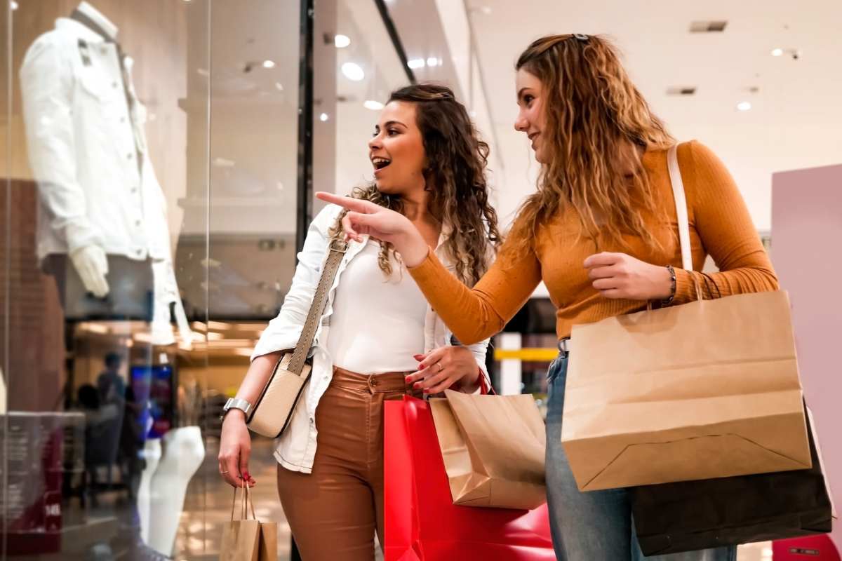 Residents shopping near Willowbrook II in Lafayette, Louisiana