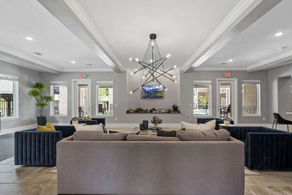 Large clubhouse at Stonebridge Apartment Homes in Lufkin,Texas