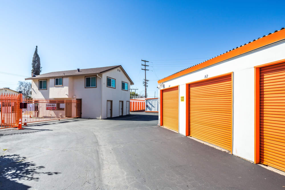 Exterior of the leasing office and exterior units at Trojan Storage of Rancho Cordova in Rancho Cordova, California