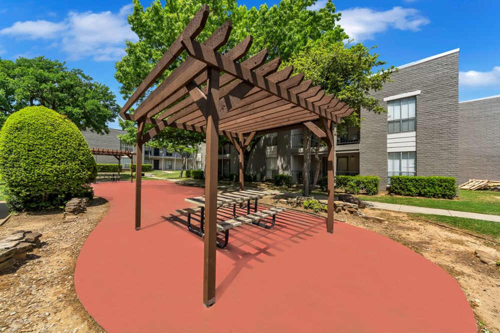 Community cabana at Mission Pointe Club Apartments in Euless, Texas