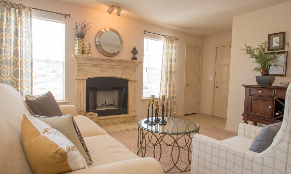 Living room at Villas at Stonebridge in Edmond, Oklahoma