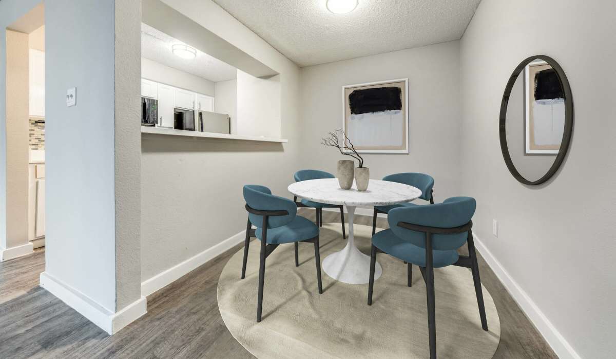 Dining area at Icon Apartments in San Antonio, Texas