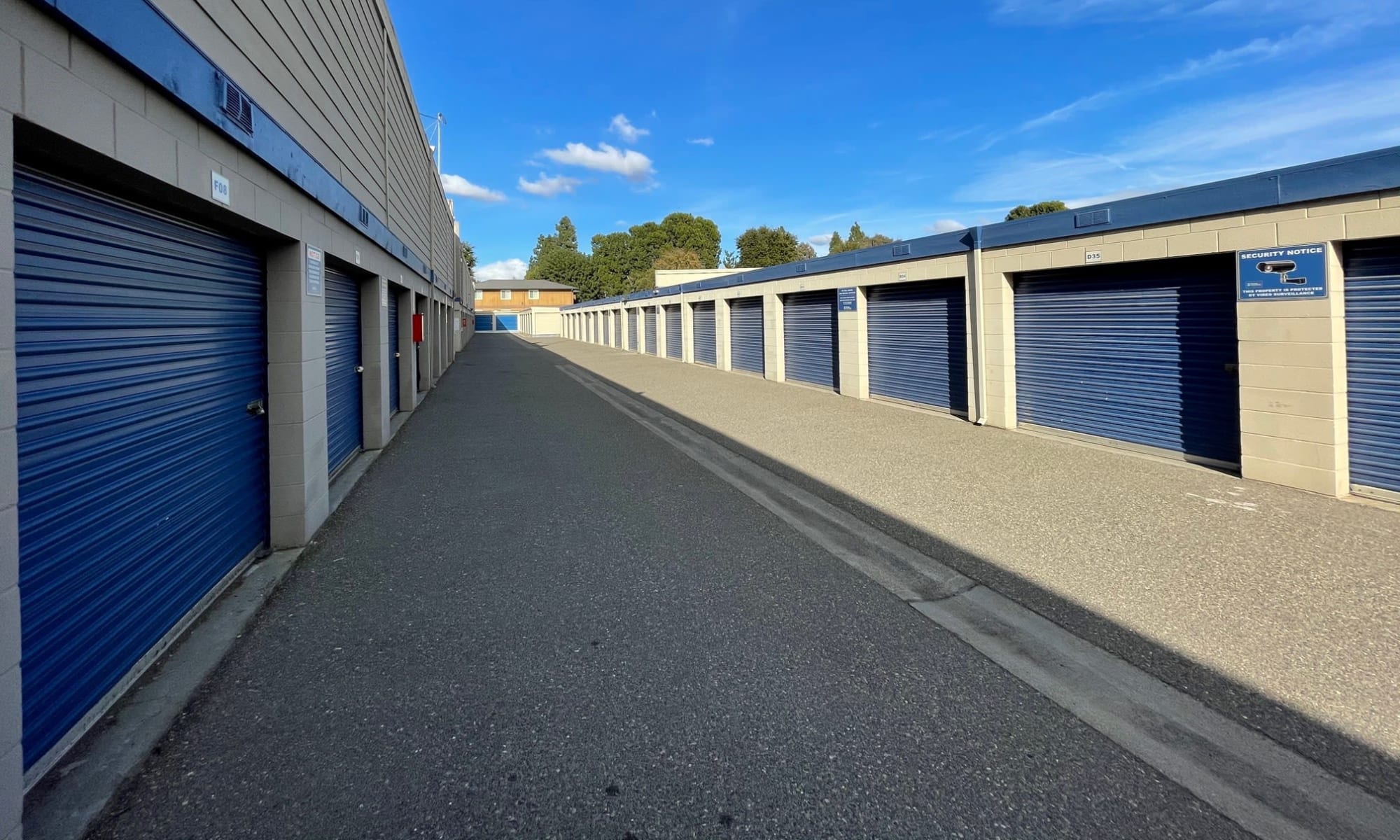 Self storage in Manteca California
