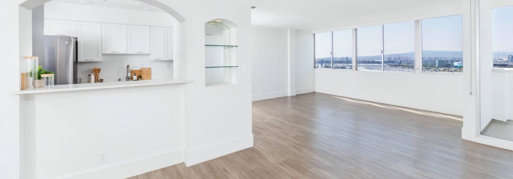 Floorplans & Availability at 1900 Ocean Apartment Homes in Long Beach, California