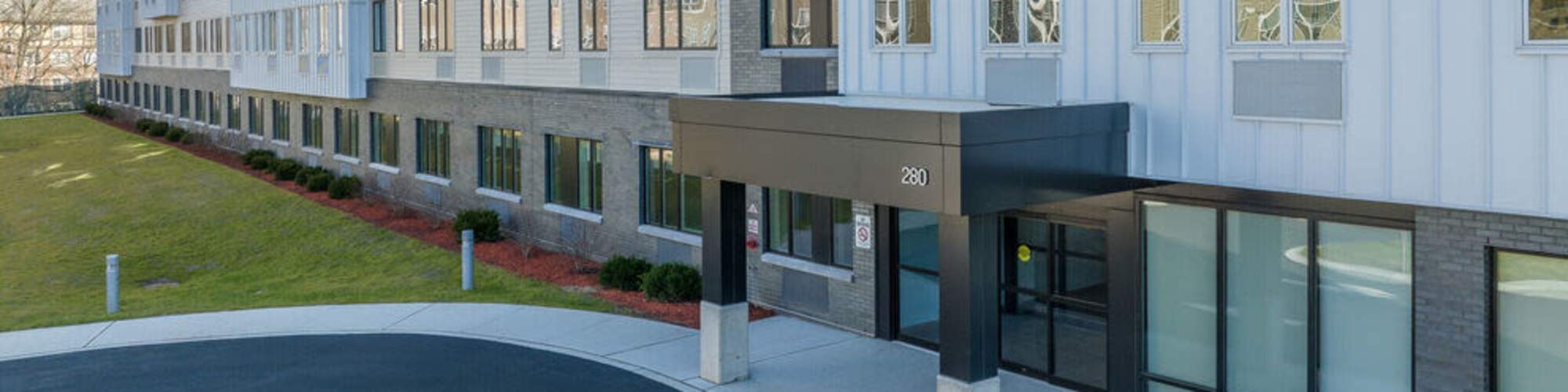 Living Options | Hilltop Senior in Irvington, New Jersey 