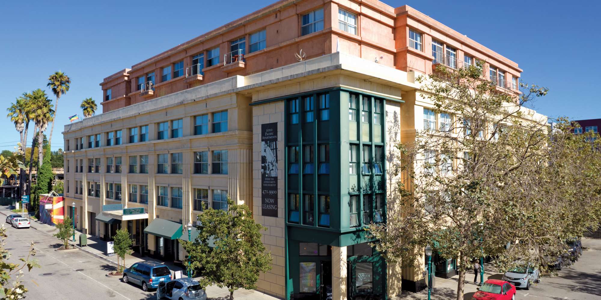 Apartments at 1010 Pacific in Santa Cruz, California