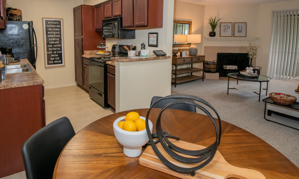 Dining room at Sugarberry Apartments in Tulsa, Oklahoma