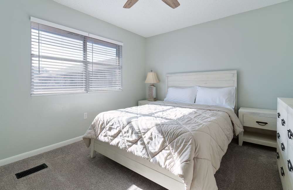 Cozy bedroom at Emerald Cove East in Niceville,Florida