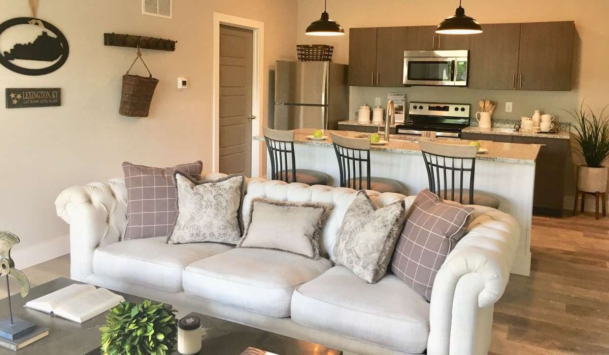 Living room with its premium features at Palomar Stables in Lexington,Kentucky