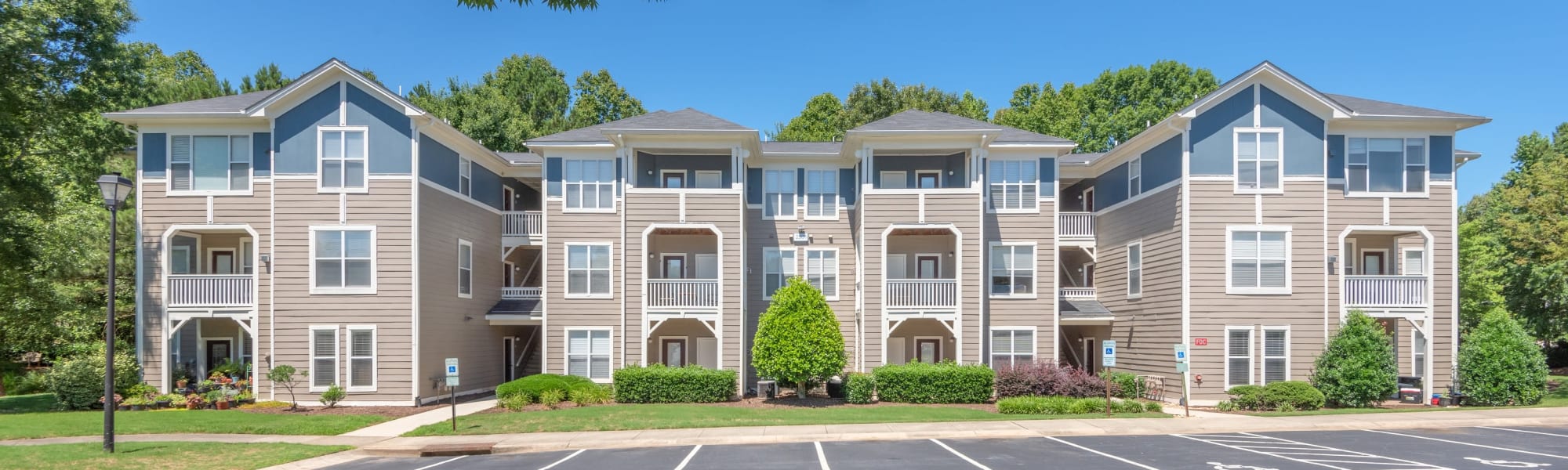 Virtual tours of The Mark in Raleigh, North Carolina