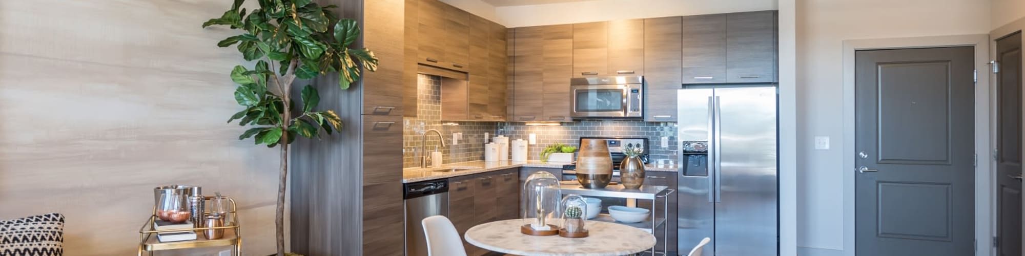 Apply | One305 Central in Charlotte, North Carolina