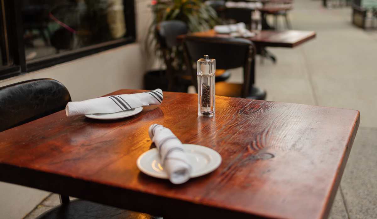 Local restaurant seating space near Yellowbud Place in Moorefield, West Virginia