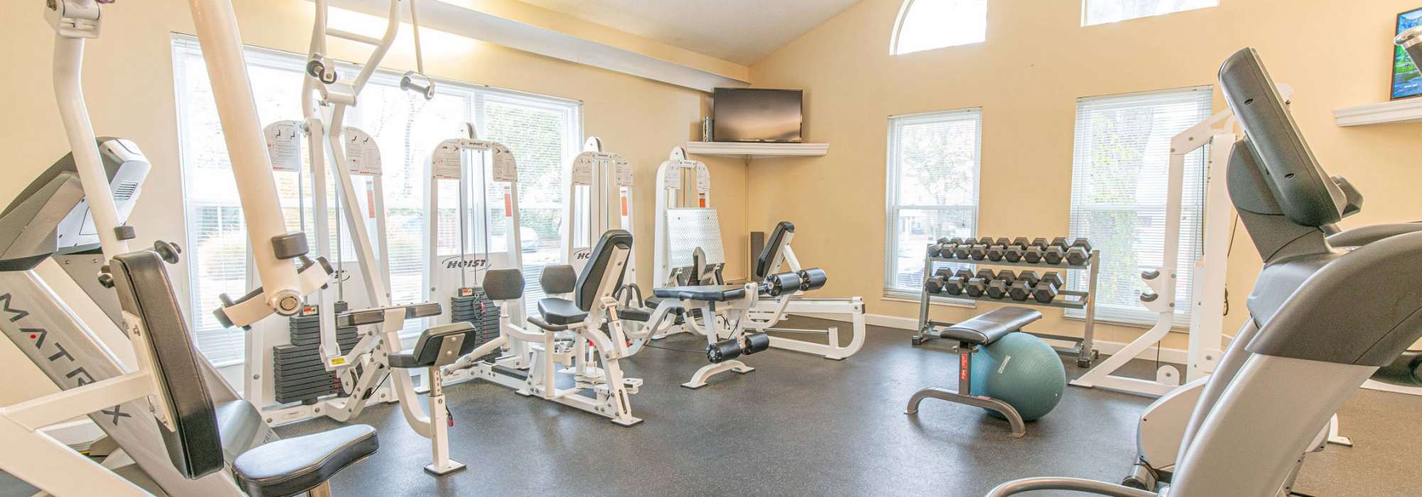 Amenities at Peachtree Apartments in Chesterfield, Missouri 