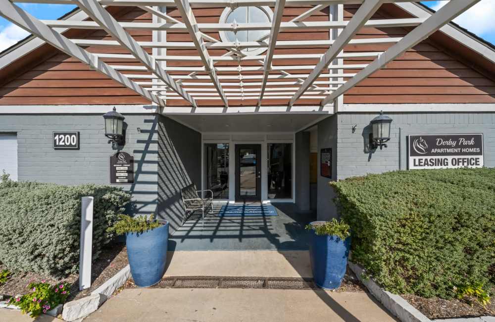 Entry to apartment at Derby Park Apartments in Round Rock Texas
