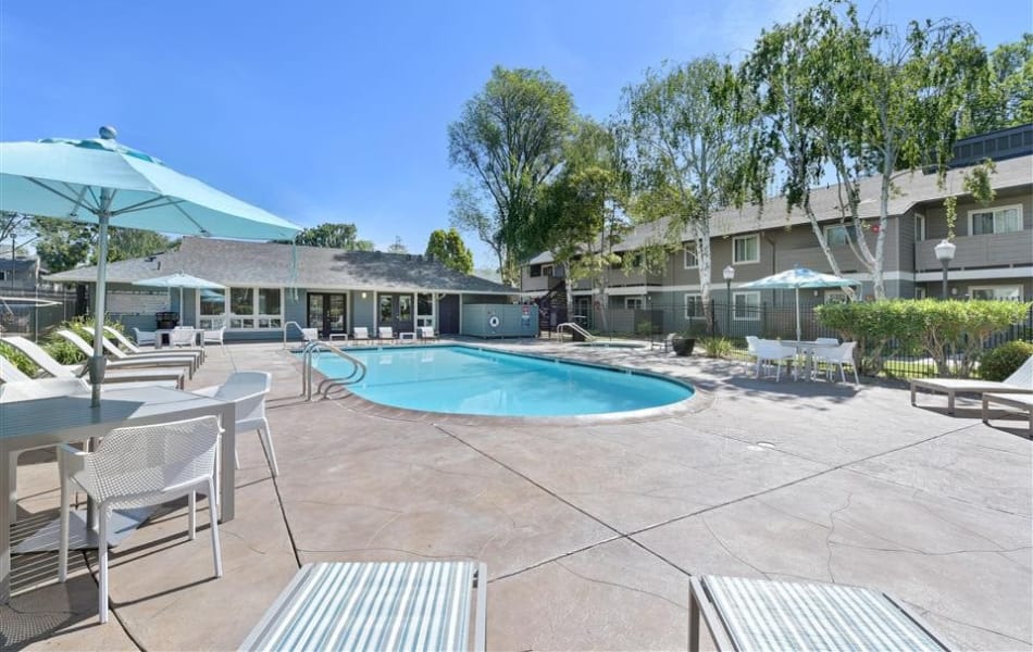 Shaded seating near the pool at Sofi Union City in Union City, California