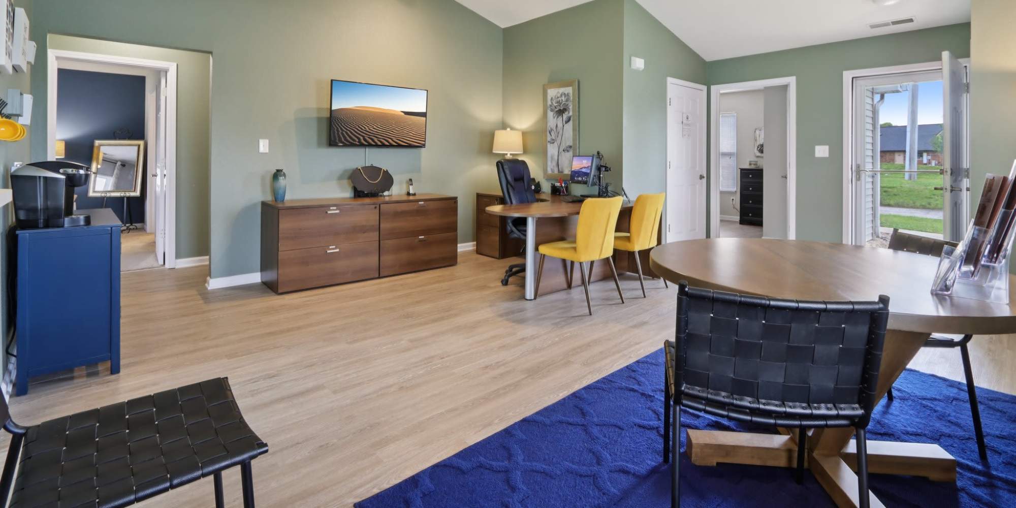 Upscale apartments at Broadway Village Apartments in Greenfield,Indiana