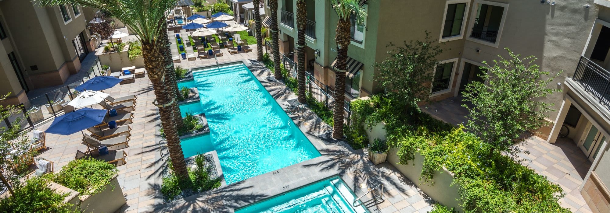 Panorama of the swimming pool at Broadstone Waterfront in Scottsdale, Arizona