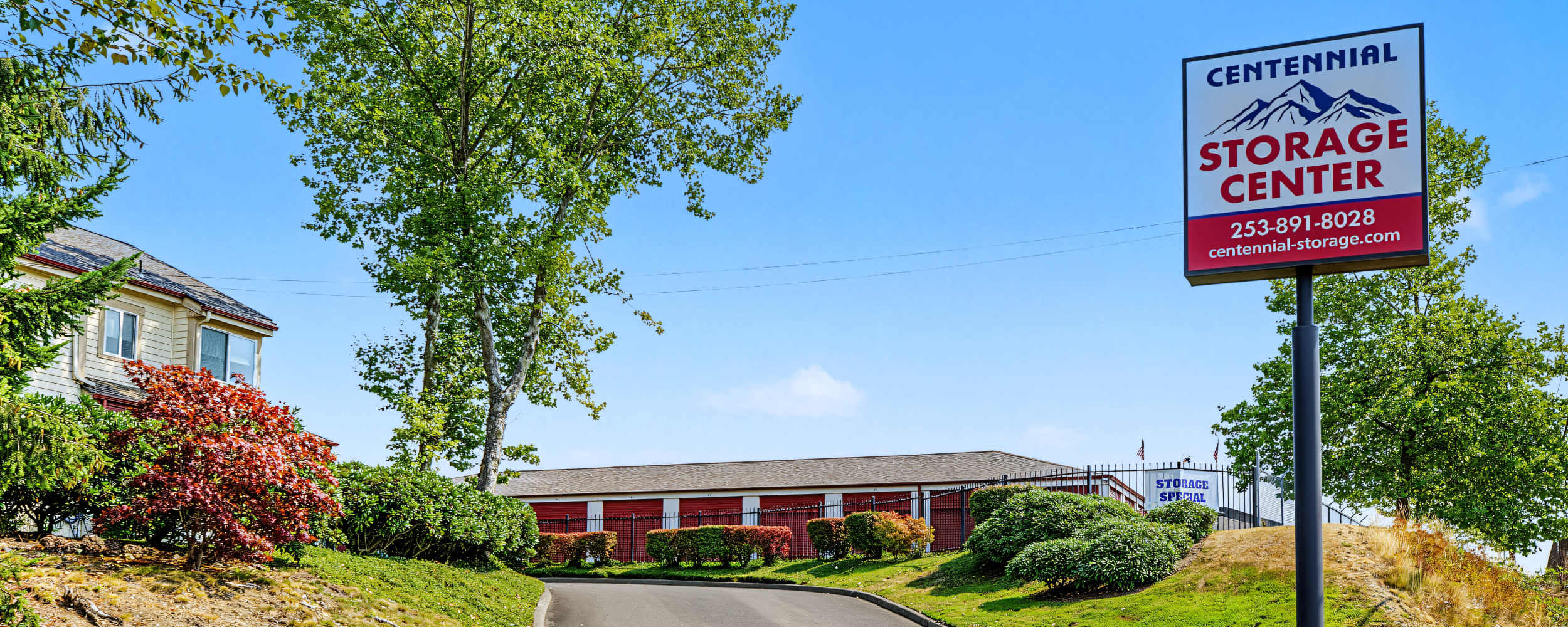 Front entrance at Centennial Storage in Bonney Lake, Washington