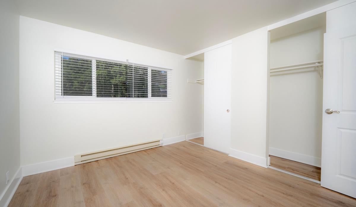 spacious area at Aqua Vista in Greenbrae, California