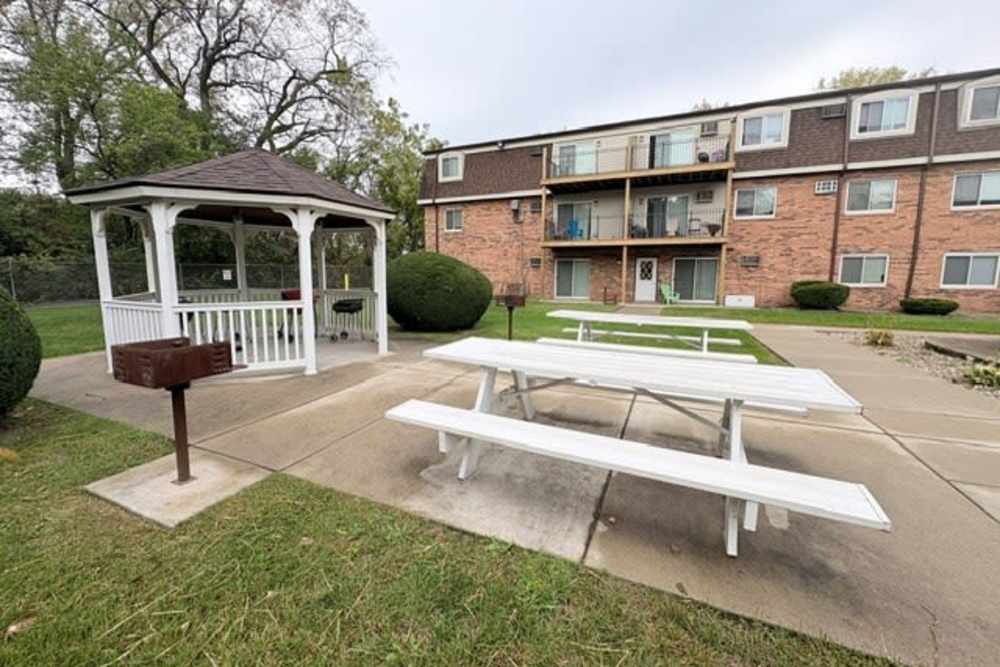 Outdoor seating area at Edgewood Group Apartments in Merrillville, Indiana