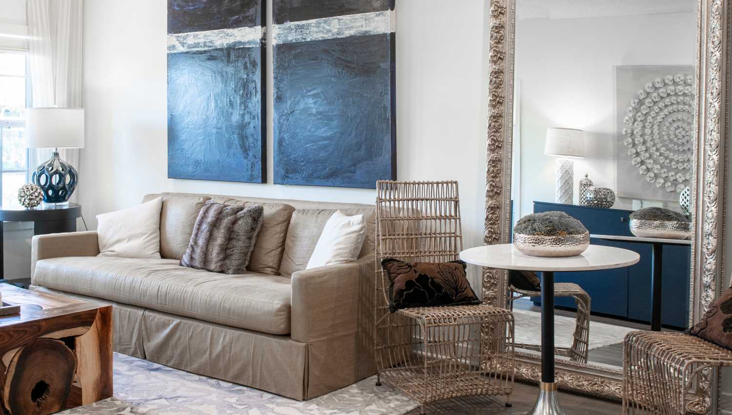 Furnished living room with modern decor at Springfield Apartments in Murfreesboro, Tennessee