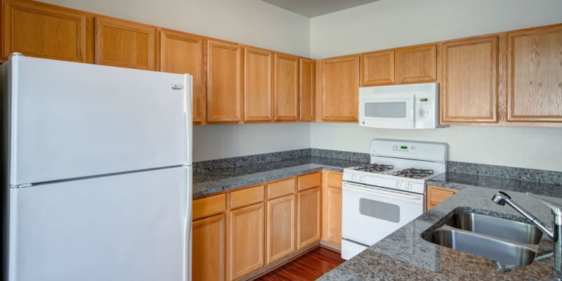 A kitchen at Masters Hill Historic in Quantico, Virginia