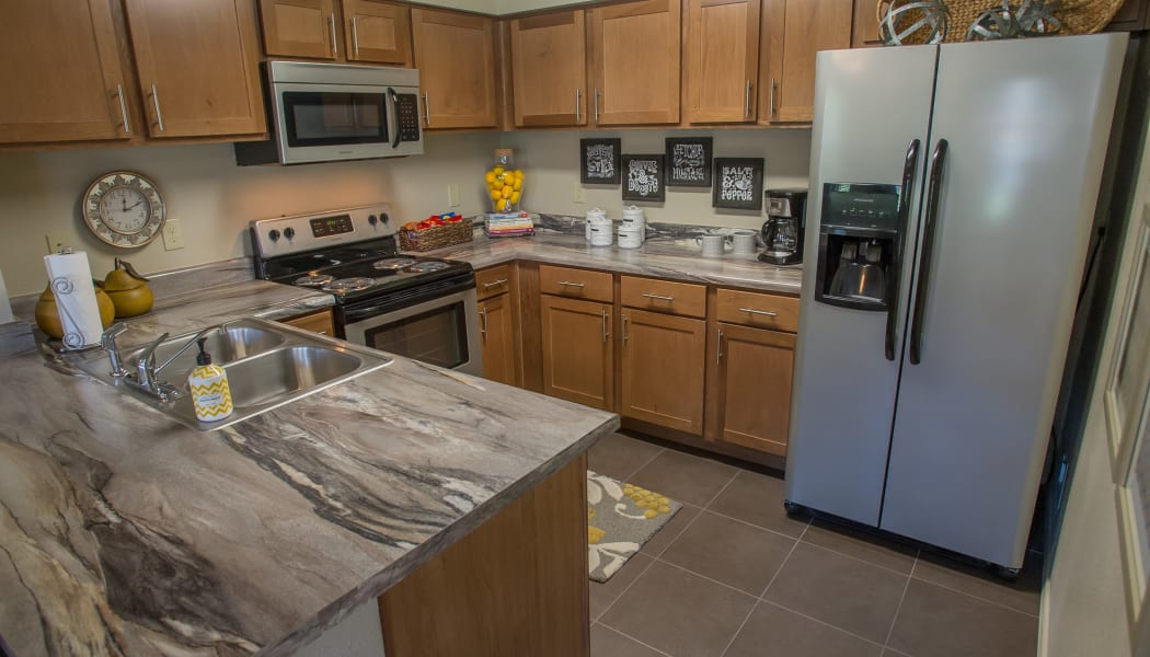 Fully equipped kitchen at The Reserve at Elm in Jenks, Oklahoma
