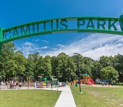 Entertainment and recreation options near Canal Crossing in Camillus, New York