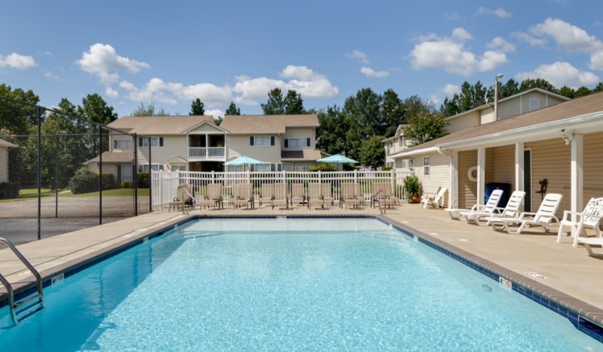 The pool at Ivy Green at the Shoals in Florence, Alabama