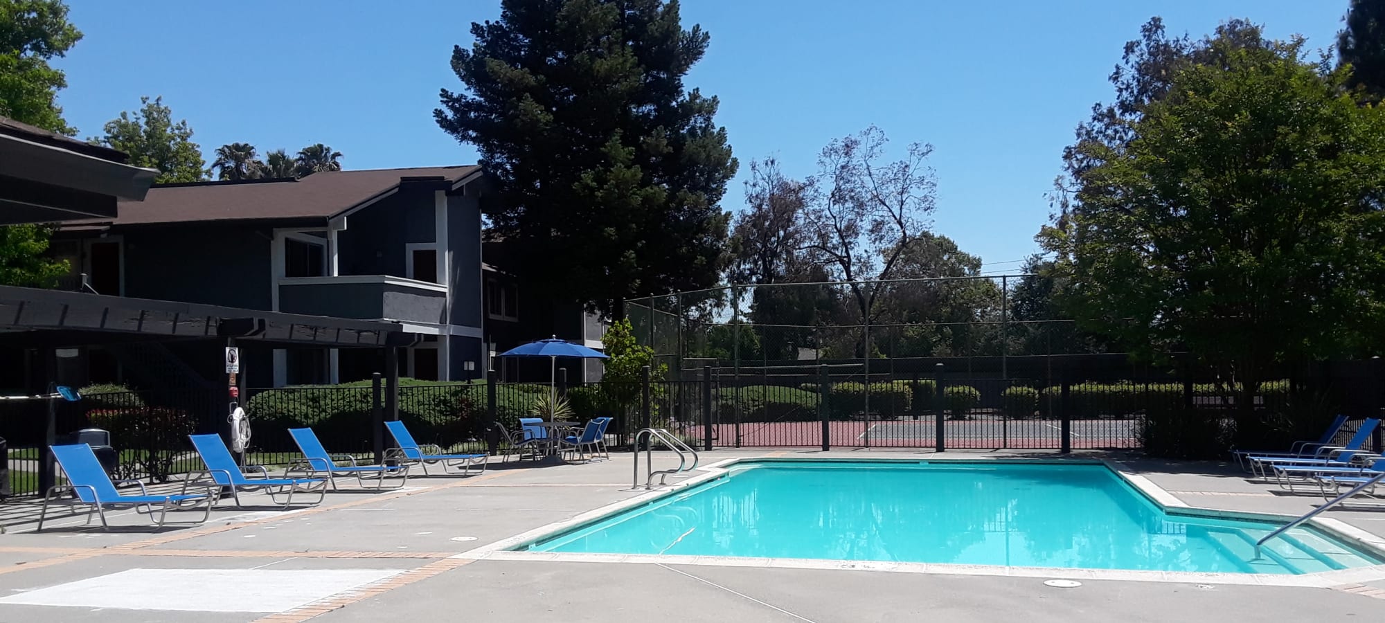 Avery Park Apartments in Fairfield, California