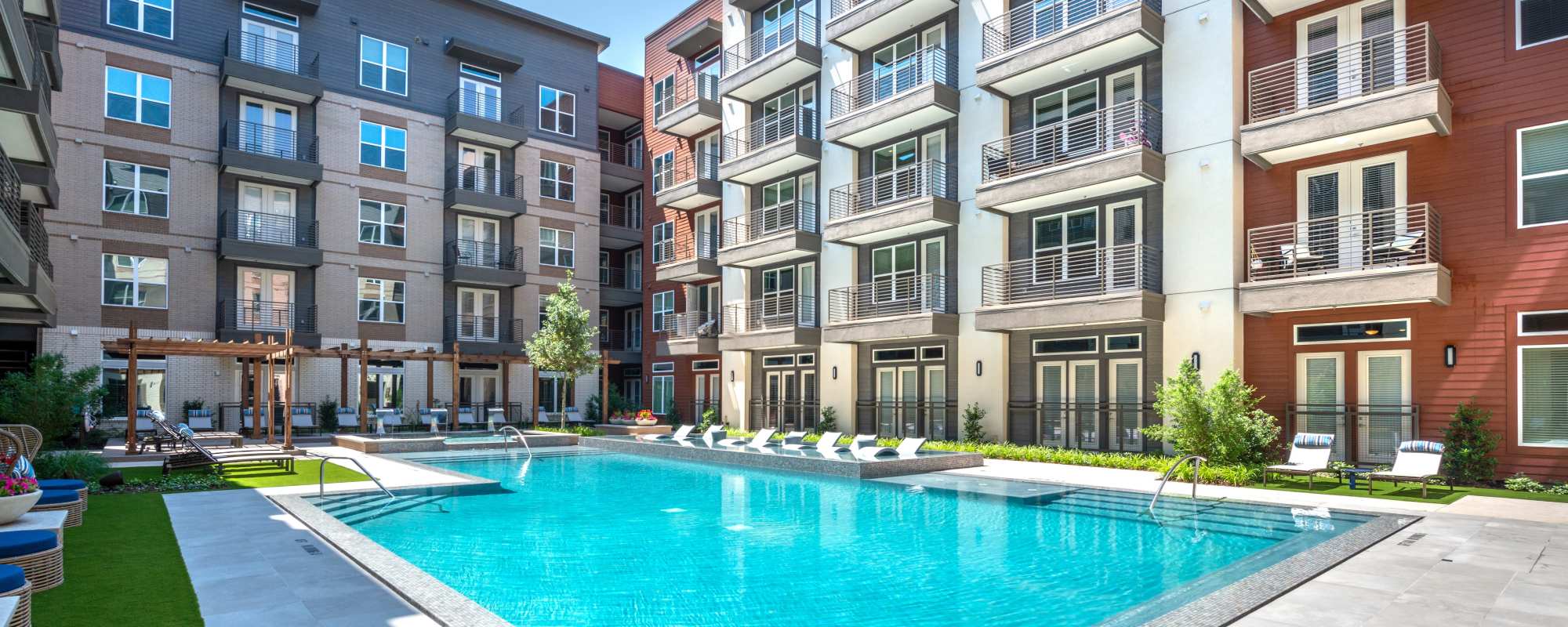 Apartments at Cornell Midtown in Dallas Texas
