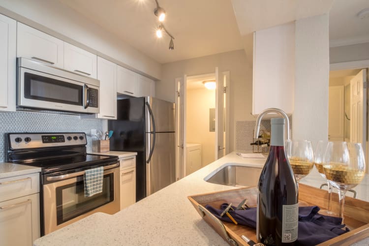 Fully-equipped kitchen at The Stratford Apartments in Atlanta, Georgia