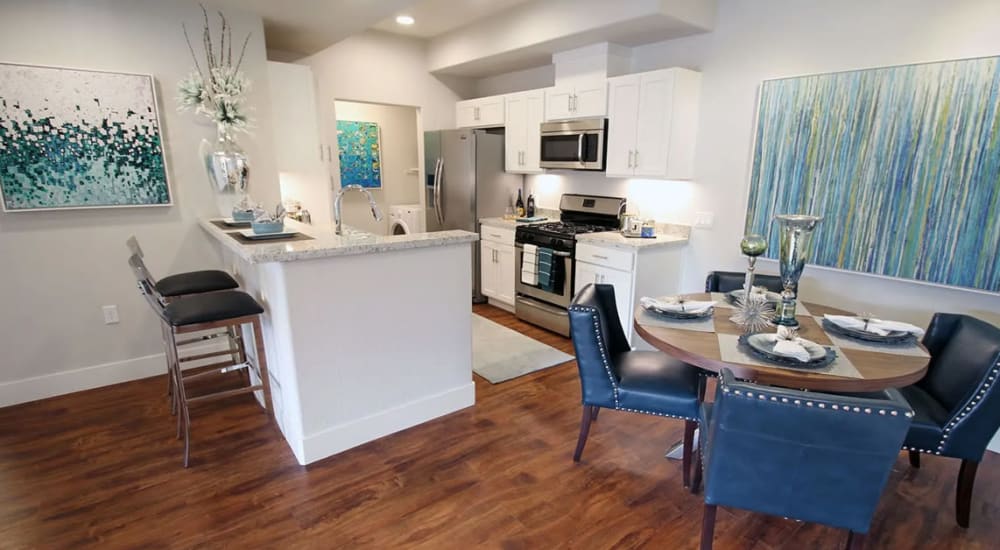 Living room at The James in Rocklin, California