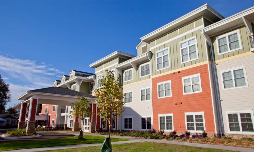 The front entrance at Keystone Place at LaValle Fields's dining room in Hugo, Minnesota