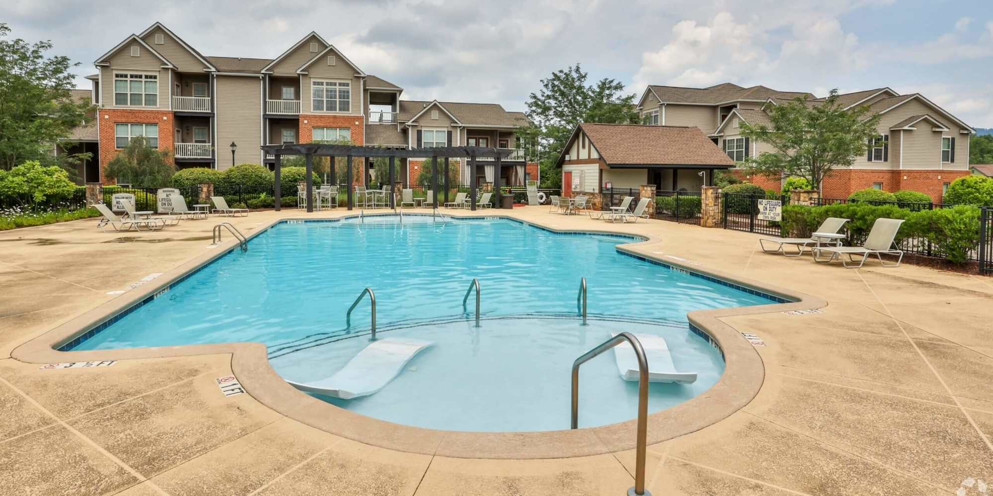 Apartments at Palisades at Paris Mountain in Greenville, South Carolina