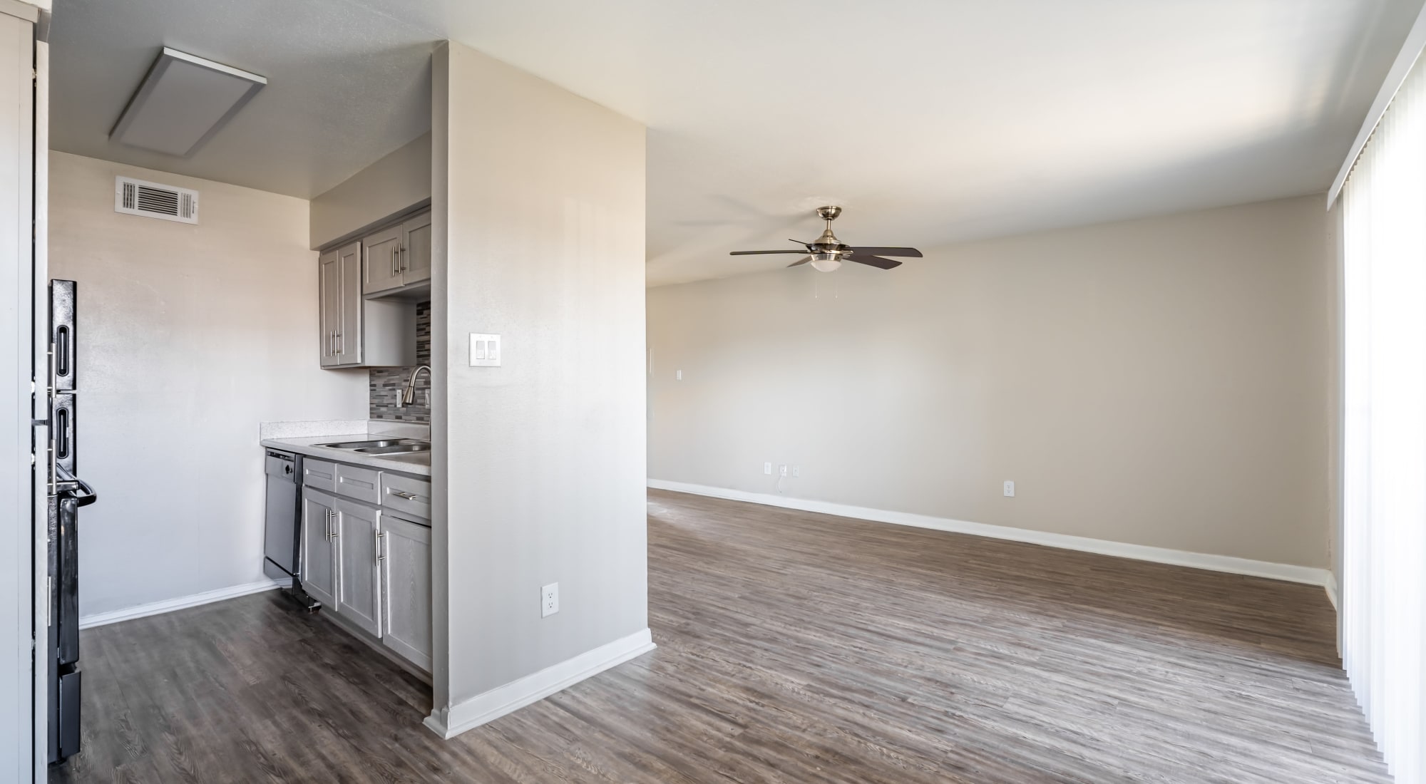 Enjoy our spacious dining room at Silvermine in Victoria, Texas