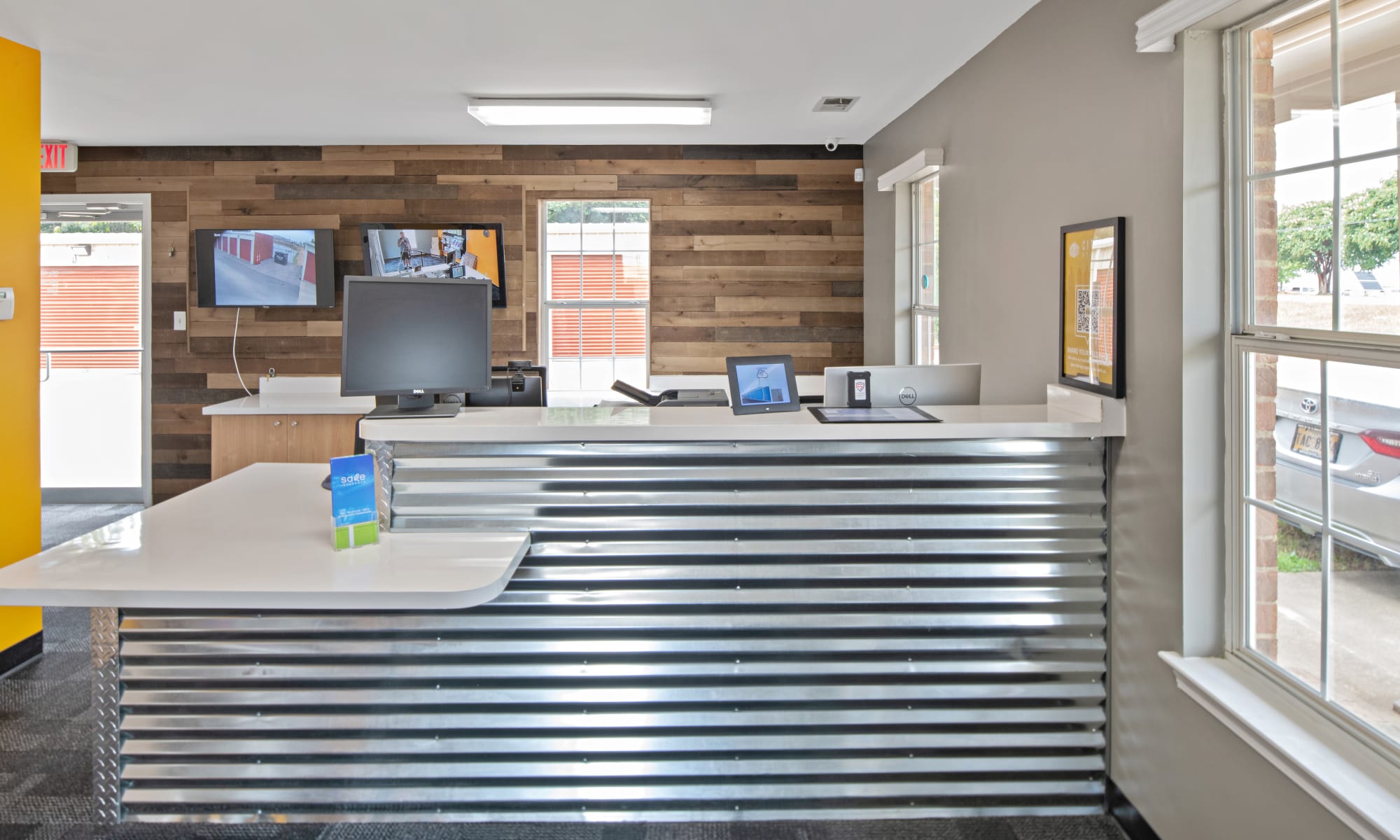 Storage Units Olive Branch, MS near Olive Branch Airport Citizen Storage