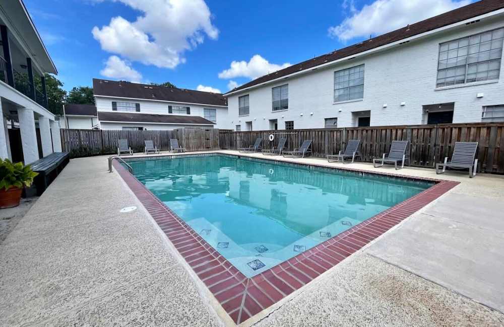 Swimming pool at Jefferson Shadows in Baton Rouge, Louisiana
