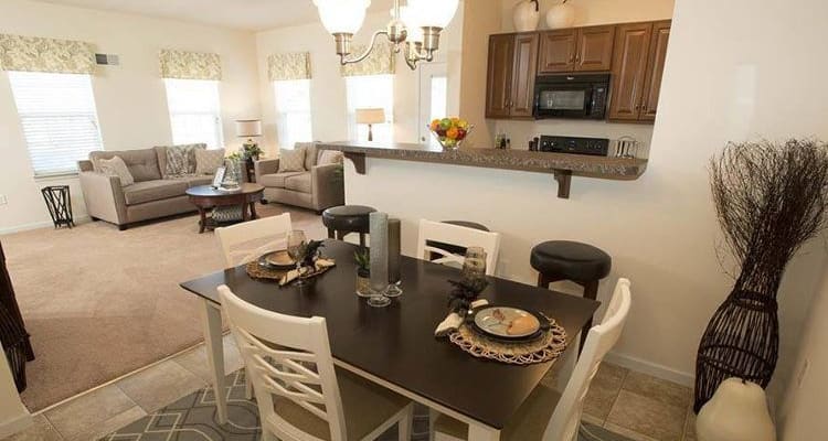 View of dining room at The Encore at Laurel Ridge in Harrisburg, Pennsylvania