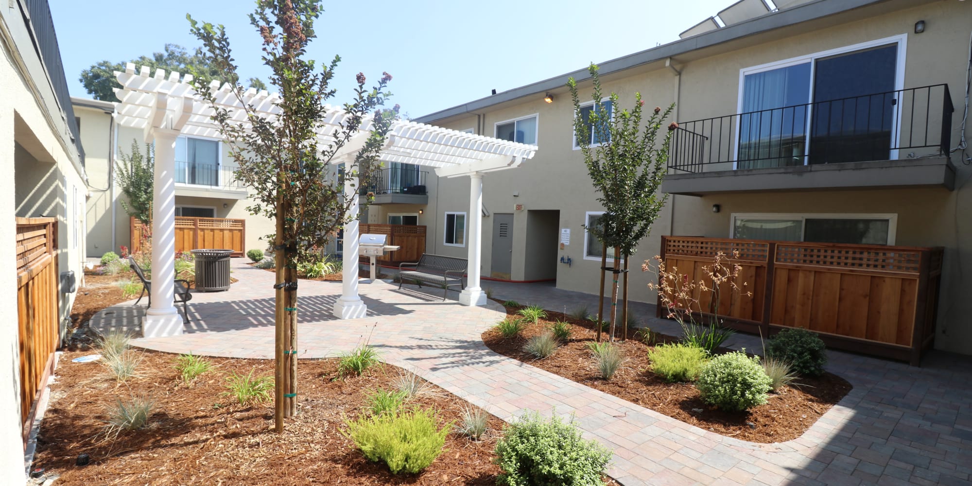 San Leandro, California, apartments at Marina Haven Apartment Homes