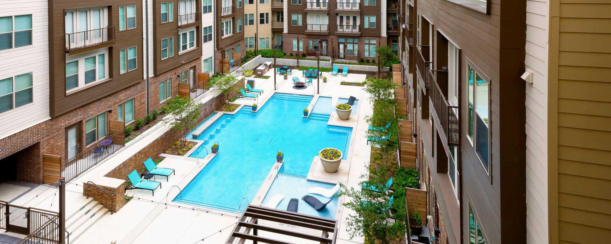 Outdoor Pool at South 400 in Fort Worth, Texas