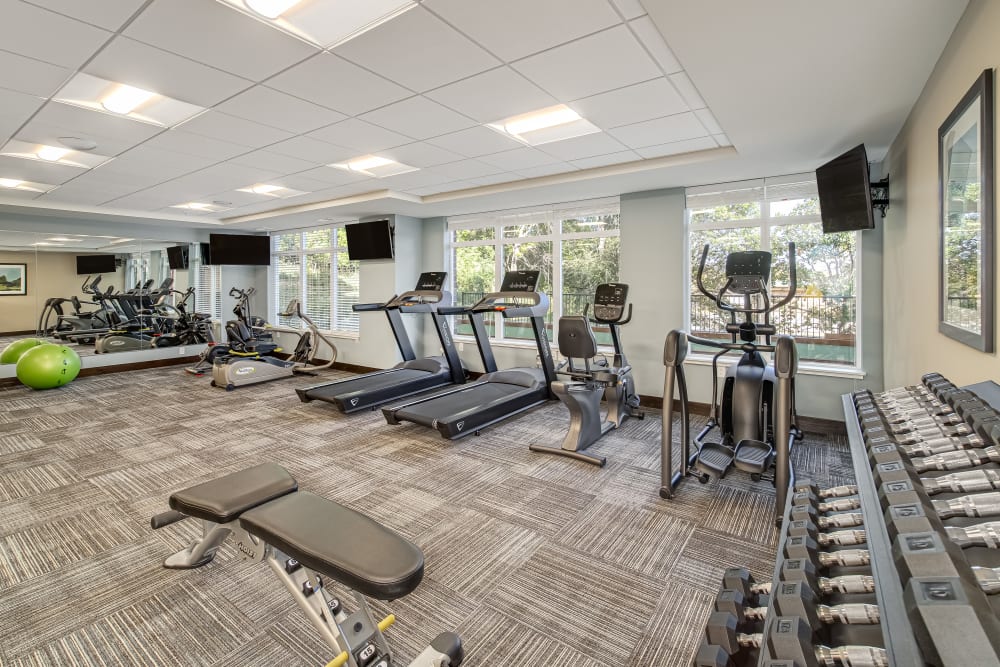 Co-op features at Applewood Pointe of Corcoran in Corcoran, Minnesota.