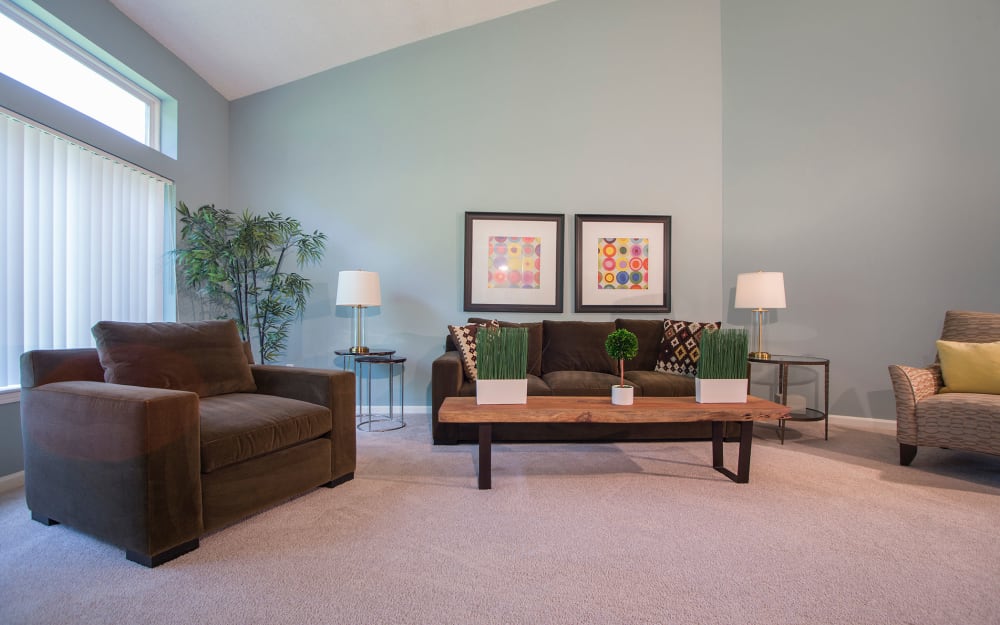 Living room at Aldingbrooke in West Bloomfield, Michigan