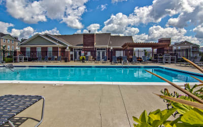 Swimming pool at Overlook Apartments in Elsmere, KY