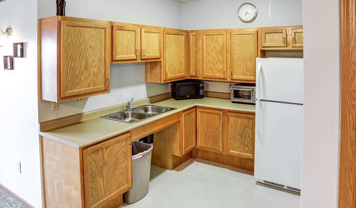 Beautiful kitchen with white appliances at Fox Run Crossing in Piketon, Ohio