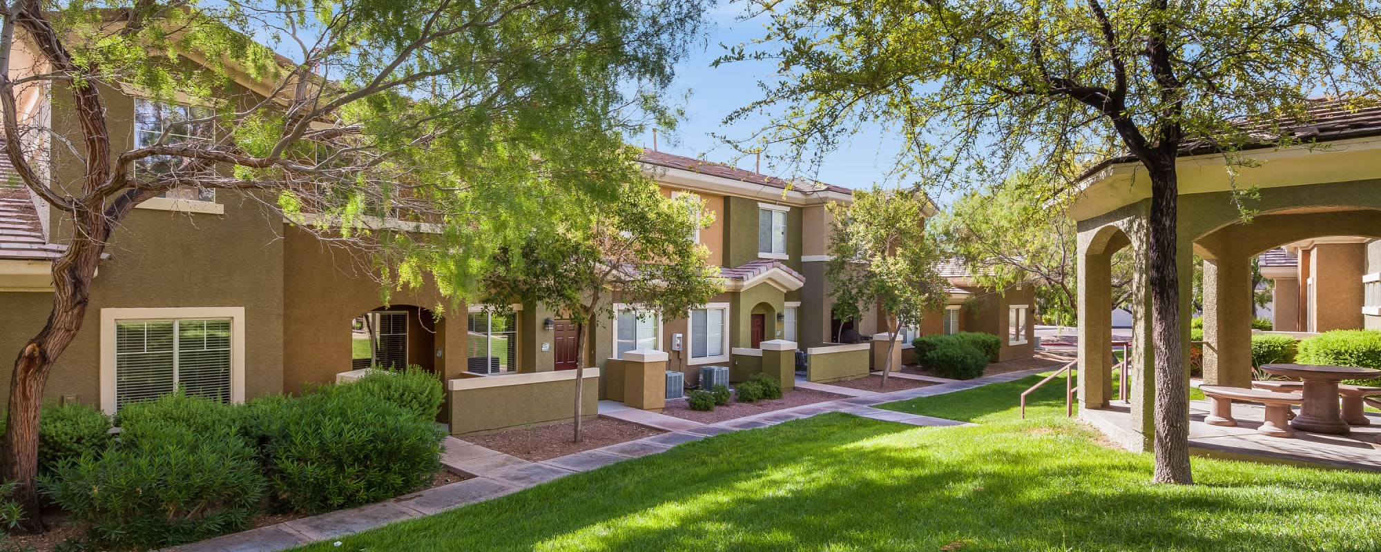 Neighborhood of Willowbrook Apartments in Las Vegas, Nevada