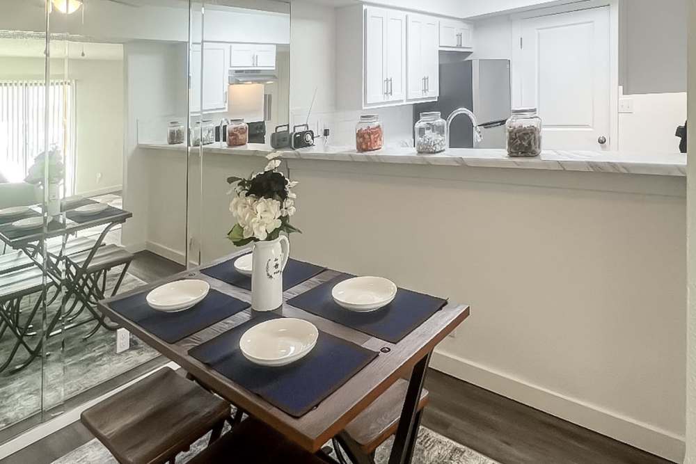 Dining area at Stonebrook in Oklahoma City, Oklahoma