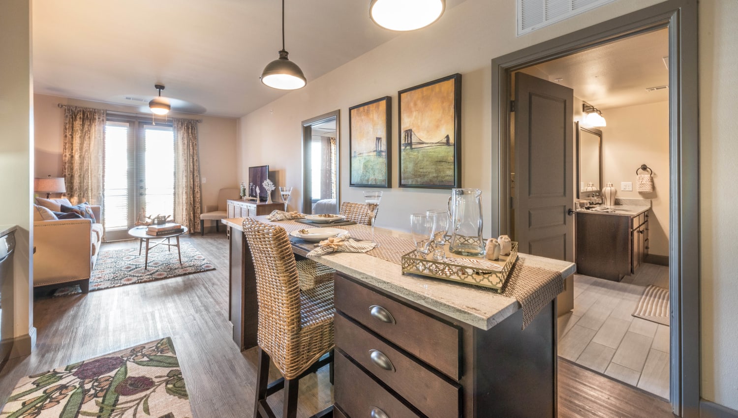 Photos of Union At Carrollton Square Apartments in Carrollton, TX