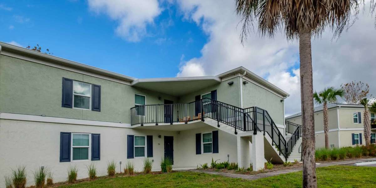 Exterior of apartment at Wayne Densch Center in Orlando, Florida